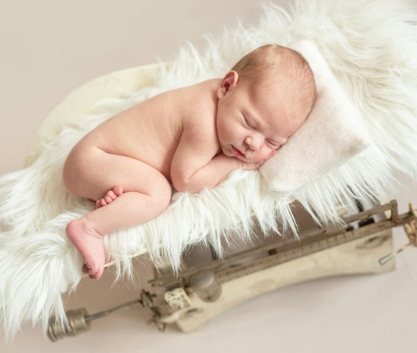 Découvrez comment la couverture lestée améliore votre sommeil